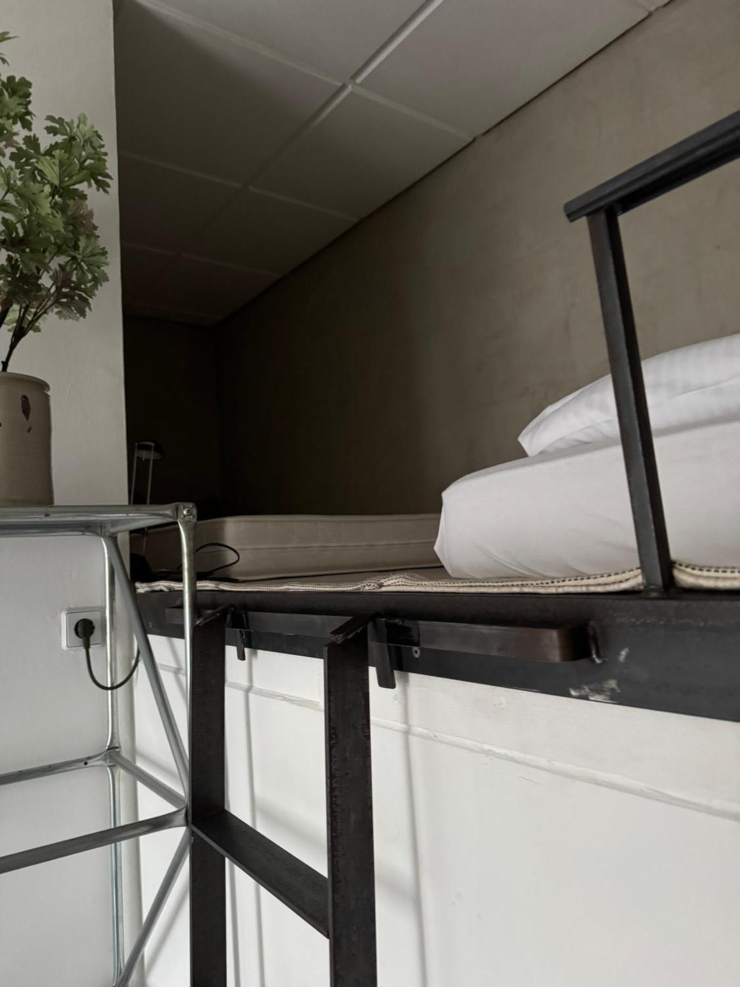 Boutique Hostel Lekkerurlaub Берлин Стая снимка